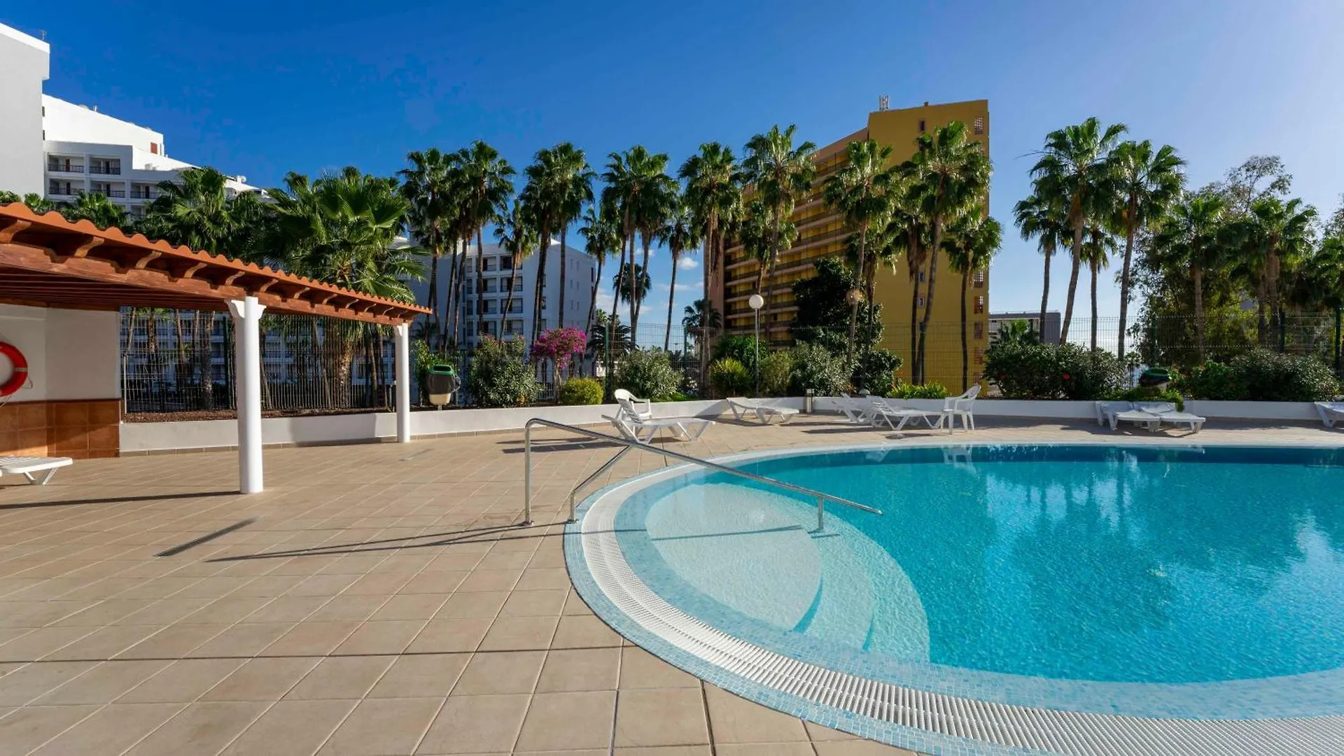 El Bungalow Playa Fanabe Apartment